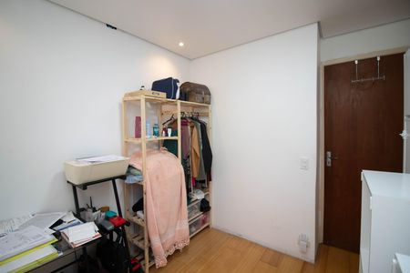 Apartamento à venda com 76m², 3 quartos e 1 vagaQuarto 2