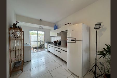 Casa à venda com 60m², 2 quartos e 1 vaga Casa à venda com 60m², 2 quartos e 1 vagaCozinha