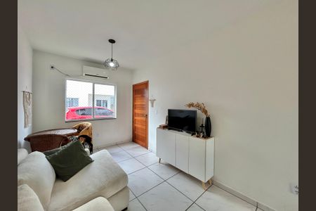 Sala  de casa à venda com 2 quartos, 60m² em Canudos, Novo Hamburgo