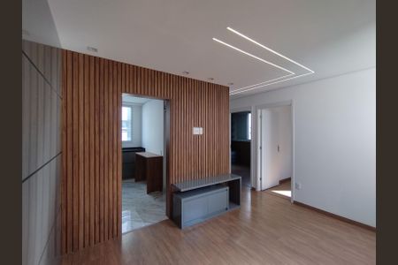 Sala de apartamento à venda com 2 quartos, 34m² em Jardim Maria Estela, São Paulo