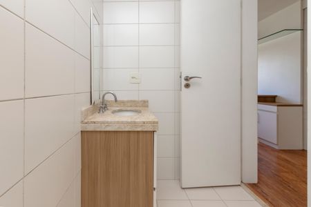 Apartamento à venda com 131m², 3 quartos e 3 vagas Apartamento à venda com 131m², 3 quartos e 3 vagasBanheiro da Suíte 1