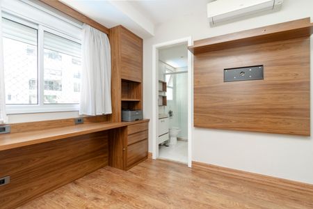 Apartamento à venda com 131m², 3 quartos e 3 vagas Apartamento à venda com 131m², 3 quartos e 3 vagasSuíte 3