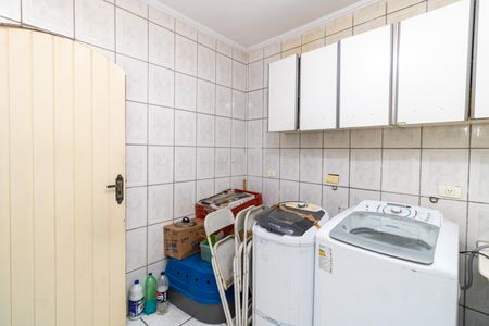 Casa à venda com 142m², 3 quartos e 3 vagas Casa à venda com 142m², 3 quartos e 3 vagasÁrea de Serviço