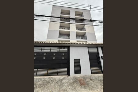 Apartamento para alugar com 50m², 2 quartos e 1 vaga Apartamento para alugar com 50m², 2 quartos e 1 vagaFachada