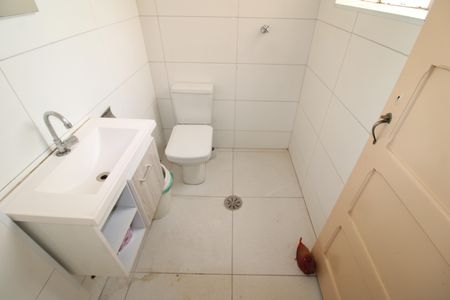 Casa para alugar com 109m², 2 quartos e 1 vagaBanheiro