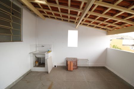 Casa para alugar com 109m², 2 quartos e 1 vagaÁrea de Serviço