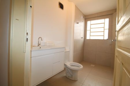 Casa para alugar com 109m², 2 quartos e 1 vagaBanheiro 2