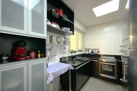 Apartamento à venda com 120m², 3 quartos e 2 vagasCozinha