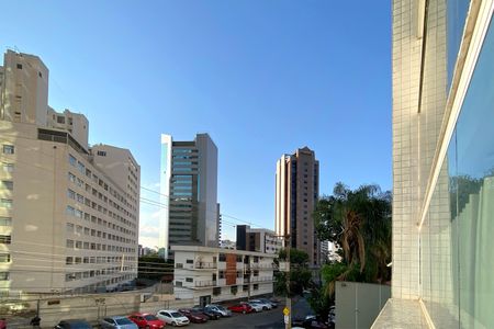 Apartamento à venda com 120m², 3 quartos e 2 vagasVaranda coberta