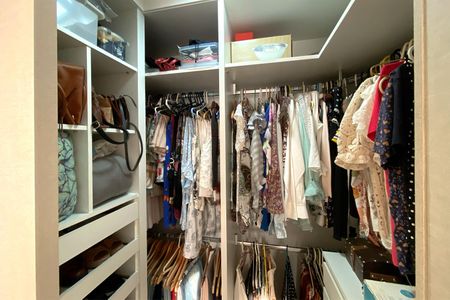 Apartamento à venda com 120m², 3 quartos e 2 vagasCloset da suíte