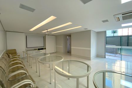 Apartamento à venda com 120m², 3 quartos e 2 vagasÁrea comum - Salão de festas