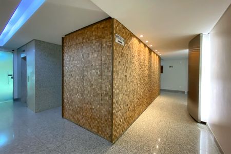 Apartamento à venda com 120m², 3 quartos e 2 vagasÁrea comum - Hall