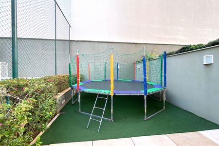 Apartamento à venda com 120m², 3 quartos e 2 vagasÁrea comum - Playground