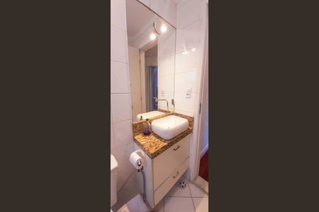 Apartamento à venda com 62m², 2 quartos e 1 vaga Apartamento à venda com 62m², 2 quartos e 1 vagaBanheiro