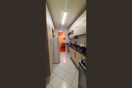 Apartamento à venda com 62m², 2 quartos e 1 vaga Apartamento à venda com 62m², 2 quartos e 1 vagaCozinha