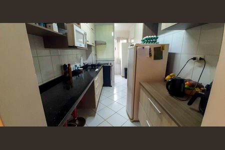 Apartamento à venda com 62m², 2 quartos e 1 vaga Apartamento à venda com 62m², 2 quartos e 1 vagaCozinha