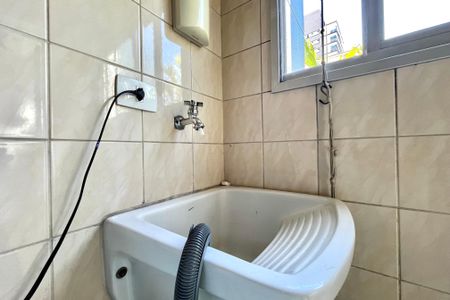 Apartamento à venda com 58m², 2 quartos e 1 vaga Apartamento à venda com 58m², 2 quartos e 1 vagaÁrea de Serviço