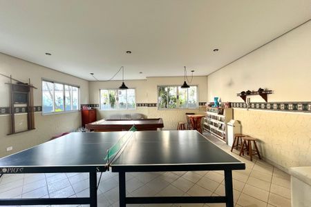 Apartamento à venda com 58m², 2 quartos e 1 vaga Apartamento à venda com 58m², 2 quartos e 1 vagaÁrea comum - Salão de Jogos