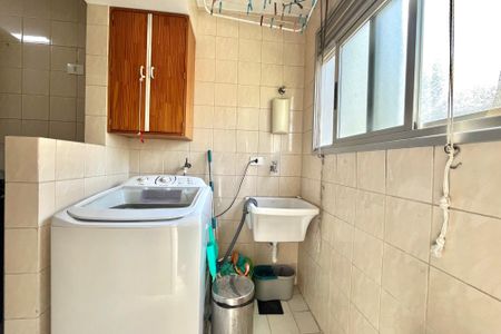 Apartamento à venda com 58m², 2 quartos e 1 vaga Apartamento à venda com 58m², 2 quartos e 1 vagaÁrea de Serviço