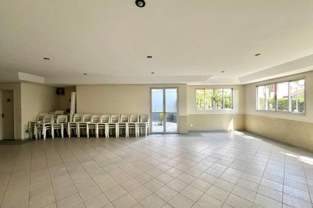 Apartamento à venda com 58m², 2 quartos e 1 vaga Apartamento à venda com 58m², 2 quartos e 1 vagaÁrea comum - Salão de festas