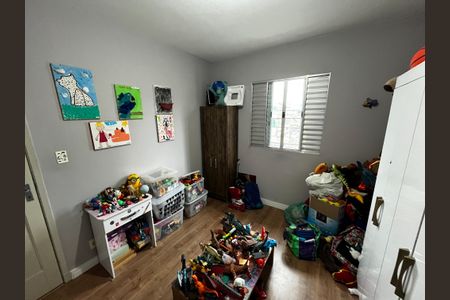 Casa para alugar com 164m², 4 quartos e 2 vagas Casa para alugar com 164m², 4 quartos e 2 vagasQuarto 2