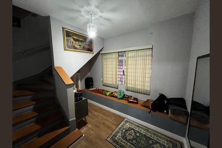 Casa para alugar com 164m², 4 quartos e 2 vagas Casa para alugar com 164m², 4 quartos e 2 vagasSala