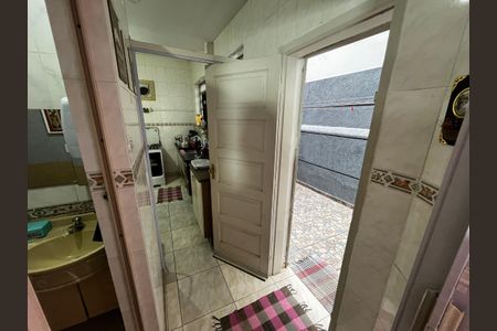 Casa para alugar com 164m², 4 quartos e 2 vagas Casa para alugar com 164m², 4 quartos e 2 vagasCorredor