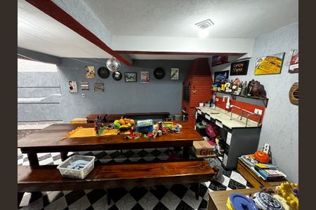 Casa para alugar com 164m², 4 quartos e 2 vagas Casa para alugar com 164m², 4 quartos e 2 vagasÁrea gourmet