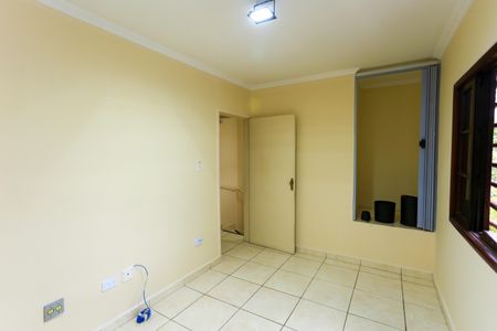Quarto 1 de casa para alugar com 3 quartos, 95m² em Jardim Taboão, São Paulo