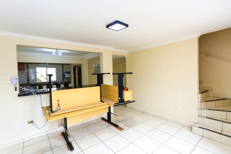 Sala de casa para alugar com 3 quartos, 95m² em Jardim Taboão, São Paulo
