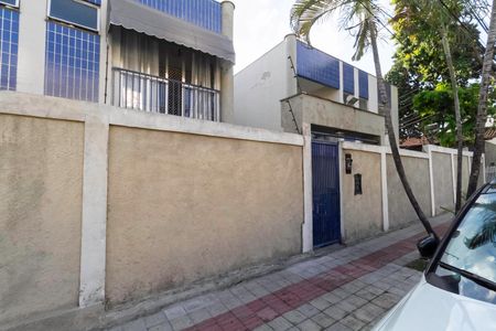 Apartamento à venda com 75m², 3 quartos e 1 vagaFachada