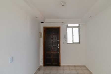 Sala de apartamento à venda com 3 quartos, 56m² em Itaquera, São Paulo