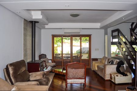 Sala de casa à venda com 4 quartos, 354m² em Jardim Isabel, Porto Alegre