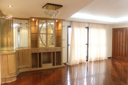 Apartamento à venda com 167m², 3 quartos e 2 vagasSala