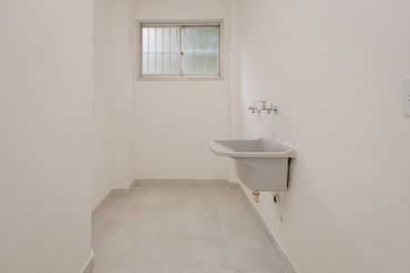 Apartamento à venda com 60m², 2 quartos e 1 vagaÁrea de Serviço