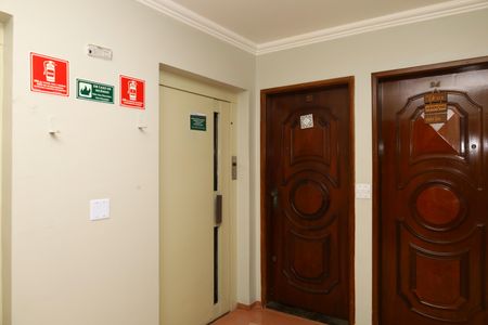 Apartamento à venda com 62m², 3 quartos e 1 vagaÁrea comum - Saguão do andar