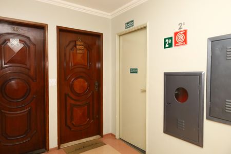 Apartamento à venda com 62m², 3 quartos e 1 vagaÁrea comum - Saguão do andar