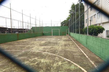 Apartamento à venda com 62m², 3 quartos e 1 vagaÁrea comum - Quadra de futebol 2