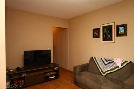 Sala de apartamento à venda com 3 quartos, 62m² em Parque Paineiras, São Paulo