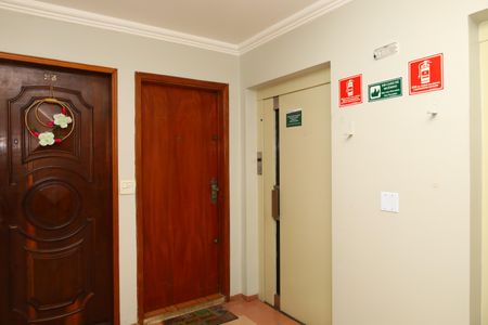 Apartamento à venda com 62m², 3 quartos e 1 vagaÁrea comum - Saguão do andar