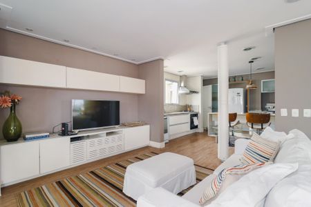 Sala de apartamento para alugar com 3 quartos, 230m² em Real Parque, São Paulo