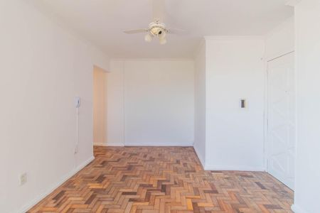 Sala de apartamento para alugar com 2 quartos, 60m² em Cristal, Porto Alegre