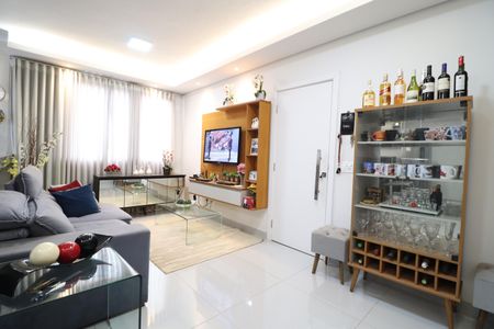 Sala de apartamento para alugar com 2 quartos, 279m² em Santa Mônica, Uberlândia