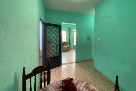 Casa à venda com 170m², 4 quartos e 2 vagas Casa à venda com 170m², 4 quartos e 2 vagasCopa