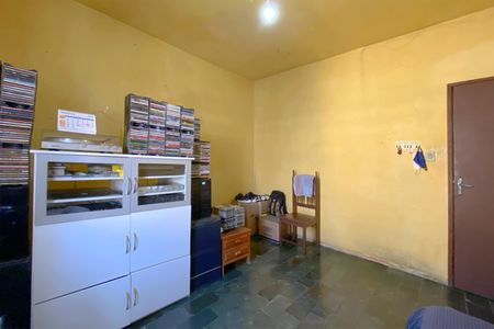 Casa à venda com 170m², 4 quartos e 2 vagas Casa à venda com 170m², 4 quartos e 2 vagasQuarto 2