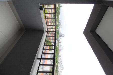 Varanda de kitnet/studio para alugar com 1 quarto, 24m² em Vila Olímpia, São Paulo