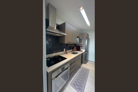 Apartamento à venda com 90m², 2 quartos e 2 vagas Apartamento à venda com 90m², 2 quartos e 2 vagasCozinha