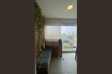 Apartamento à venda com 90m², 2 quartos e 2 vagas Apartamento à venda com 90m², 2 quartos e 2 vagasVaranda