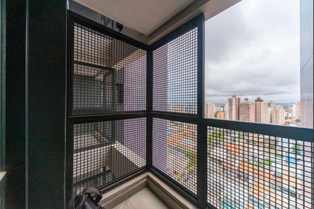 Apartamento à venda com 125m², 3 quartos e 3 vagas Apartamento à venda com 125m², 3 quartos e 3 vagasVaranda de Serviço