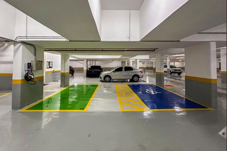 Apartamento à venda com 125m², 3 quartos e 3 vagas Apartamento à venda com 125m², 3 quartos e 3 vagasGaragem